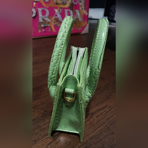 Faux Croc Embossed Mini Handbag- Green - Picture 3 of 6